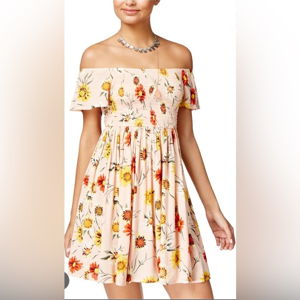 Women's American Rag tropical Peach smocked dress